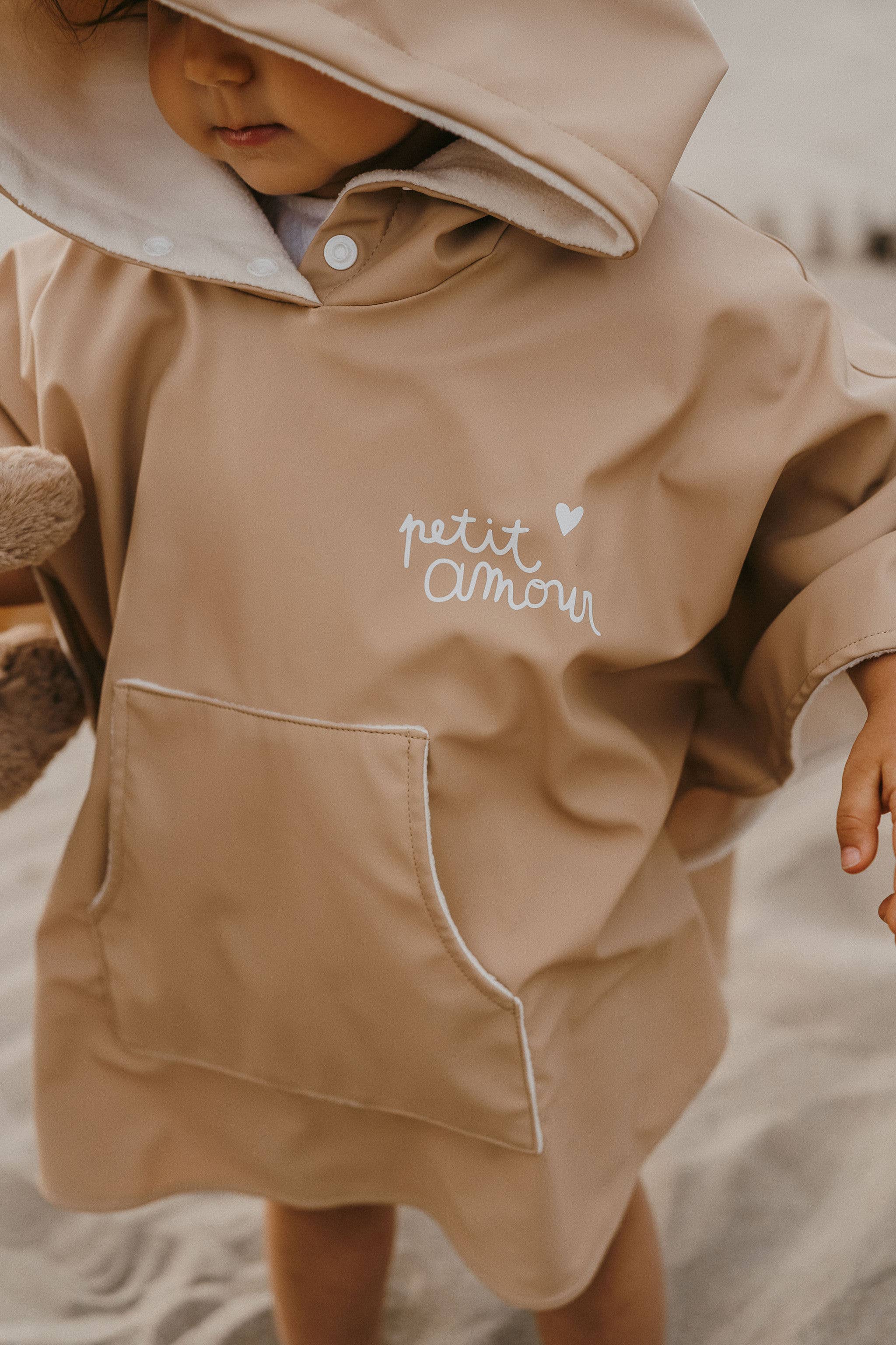 Leichter Kinderponcho