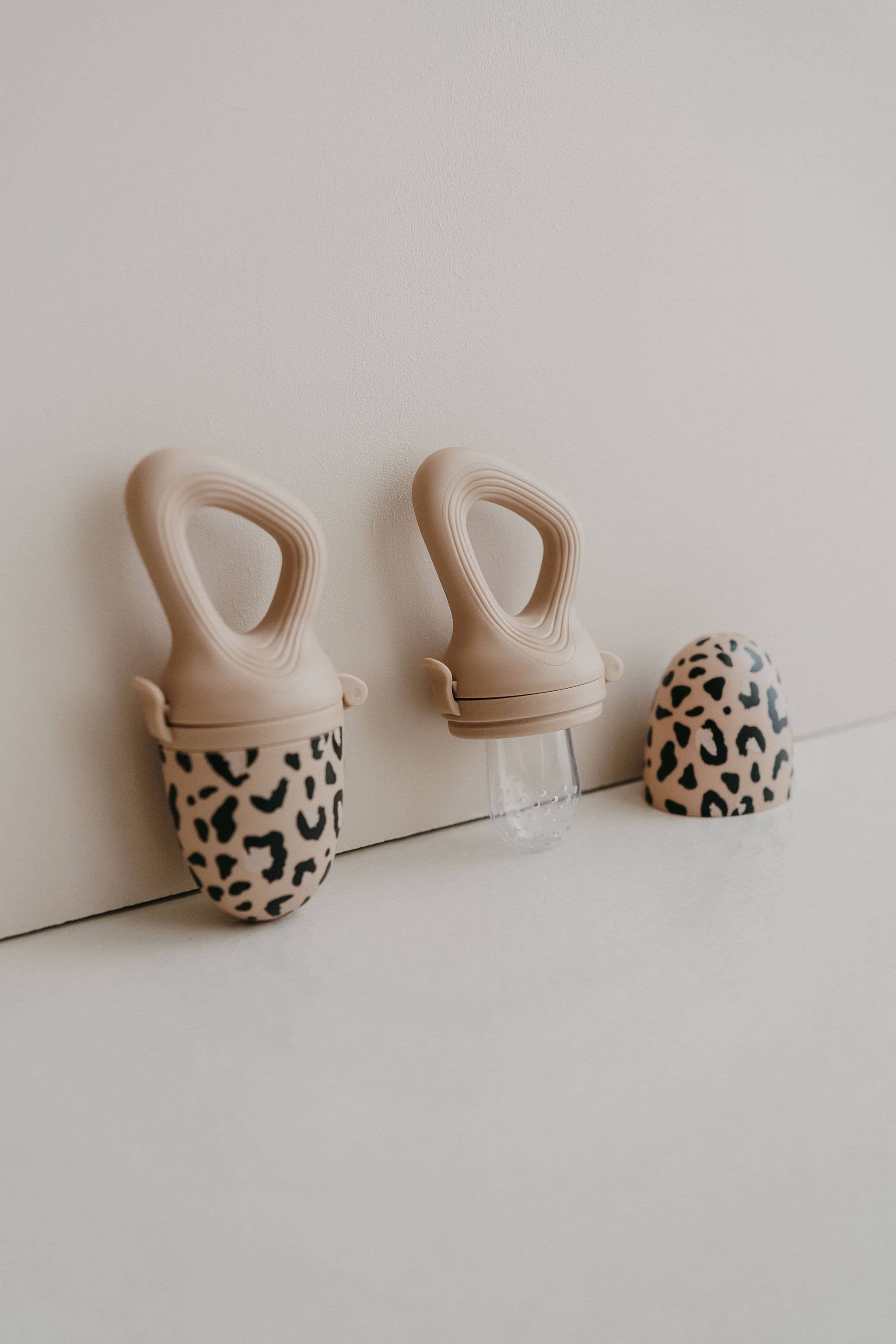 Silikon Fruchtsauger für Babys – Beißring & Nibbler